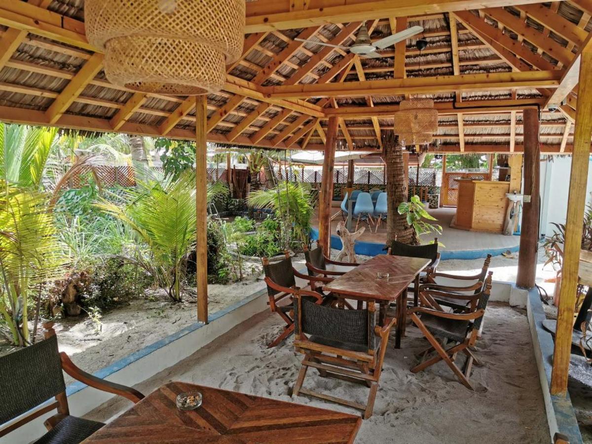 Origami Inn Himandhoo Exterior photo