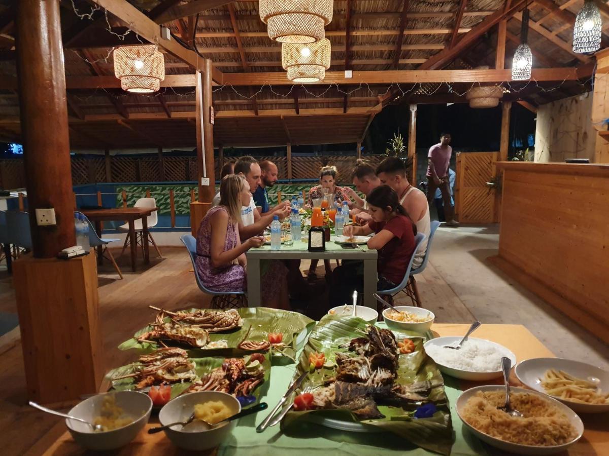 Origami Inn Himandhoo Exterior photo